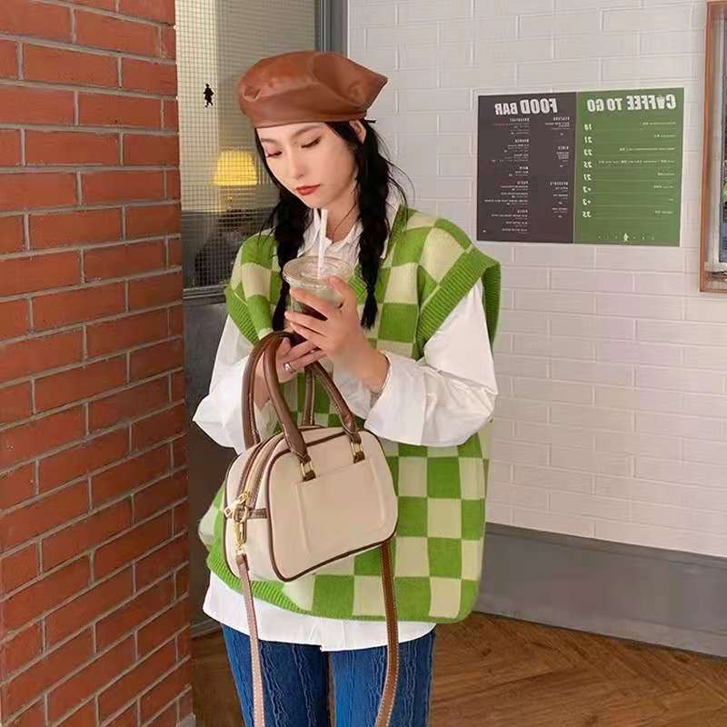 Sweater Vest Autumn New Womens Sweet Chic Leisure Soft Plaid Simple All-match Japanese Style Loose V-neck Fashion Daily Students