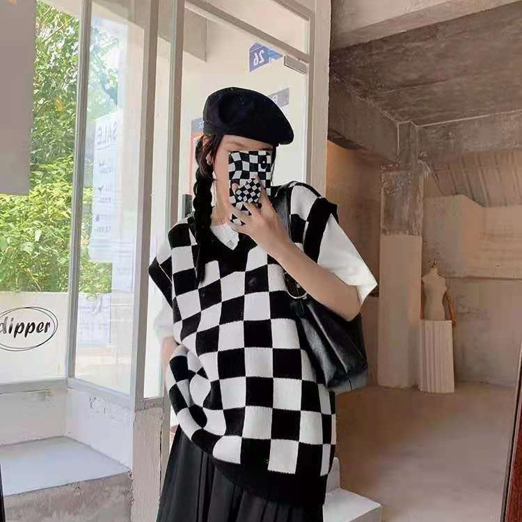 Sweater Vest Autumn New Womens Sweet Chic Leisure Soft Plaid Simple All-match Japanese Style Loose V-neck Fashion Daily Students