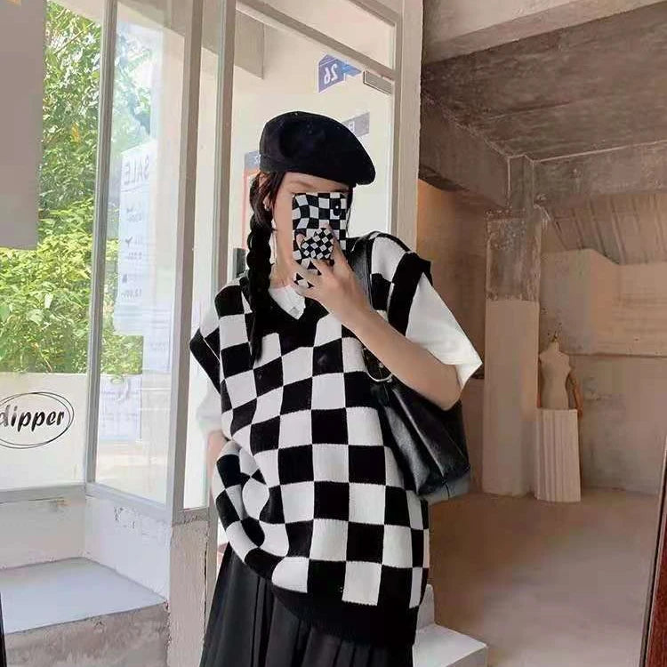 Sweater Vest Autumn New Womens Sweet Chic Leisure Soft Plaid Simple All-match Japanese Style Loose V-neck Fashion Daily Students