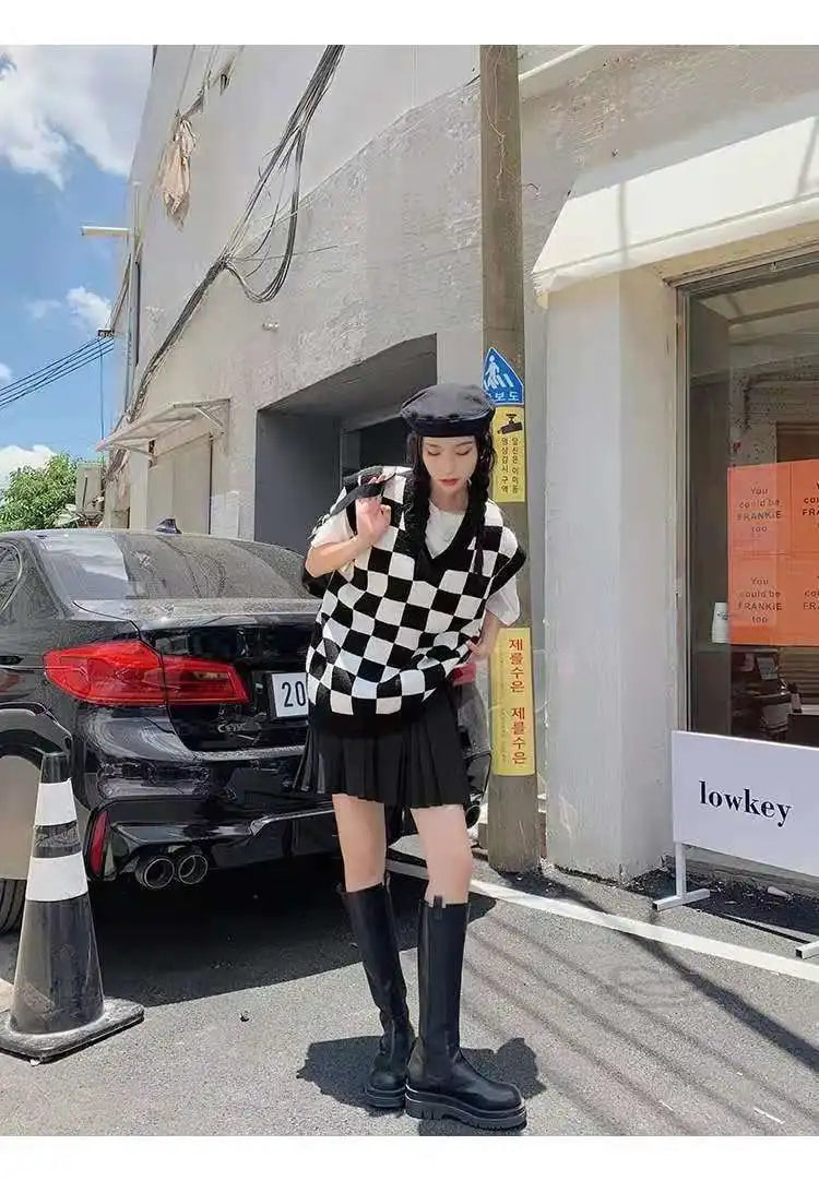 Sweater Vest Autumn New Womens Sweet Chic Leisure Soft Plaid Simple All-match Japanese Style Loose V-neck Fashion Daily Students
