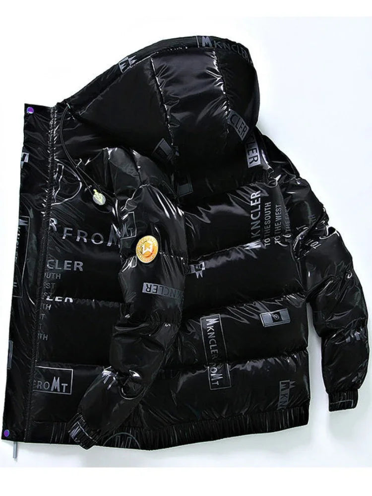 Bomber Jacket Men Fashion Casual Windbreaker Cowboy Coat Men Spring and Autumn New Hot Outwear Stand Slim Military Embroidery