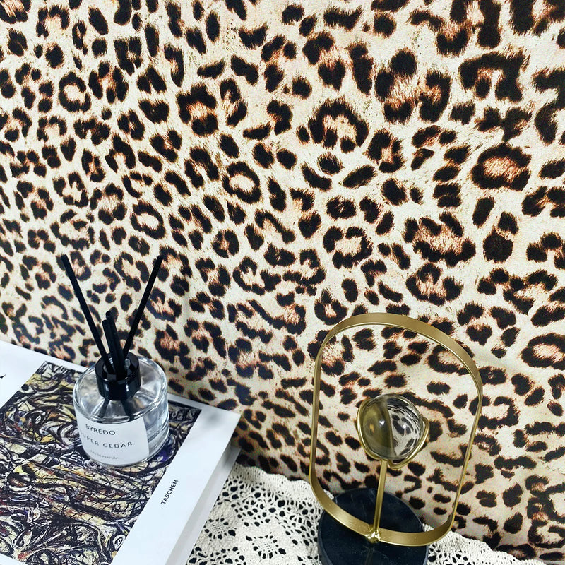 Retro Leopard Peel And Stick Wallpaper Chic Brown Vinyl Self Adhesive Wall Decal for Living Room Bathroom Or Kitchen