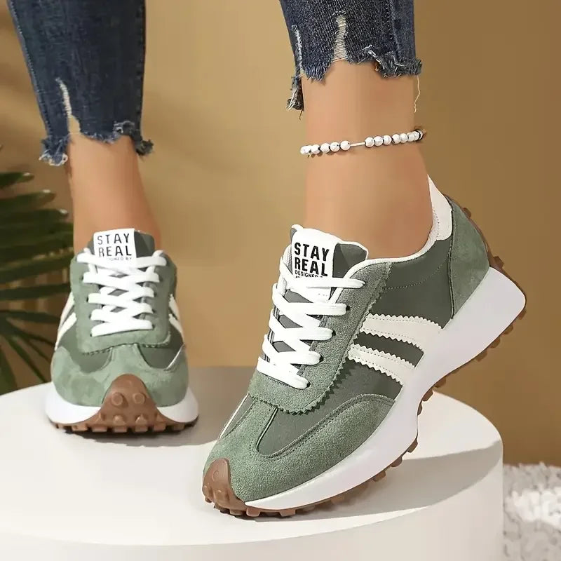 New 2025 Women Chunky Sneakers Platform Casual Fashionable Sneakers Lightweight Soft Bottom Running Shoes Summer Mesh Sneakers