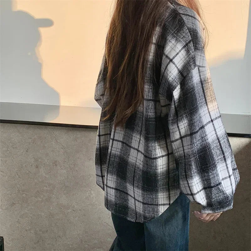 Women’s Oversized Flannel Plaid Shirt – Long Sleeve Button-Down Check Shacket for Autumn & Winter