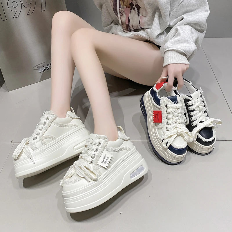 Fashion Chunky Sneakers Women Autumn Lace Up Platform Sports Shoes 8CM Thick Bottom High Heels Female Leather Sneakers Woman