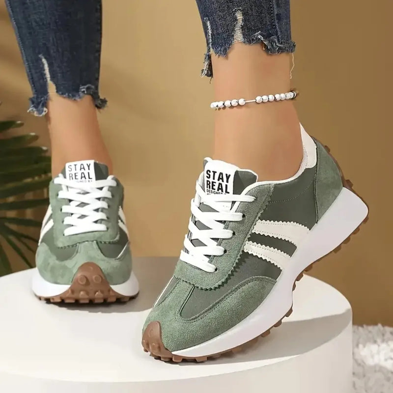 New 2025 Women Chunky Sneakers Platform Casual Fashionable Sneakers Lightweight Soft Bottom Running Shoes Summer Mesh Sneakers