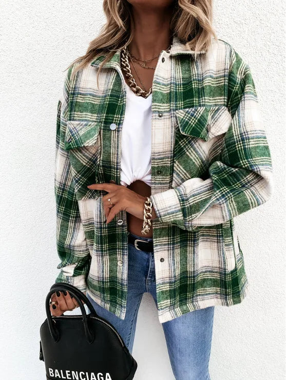 Women’s Retro Plaid Shacket – Oversized Flannel Shirt Jacket with Pockets for Autumn & Winter
