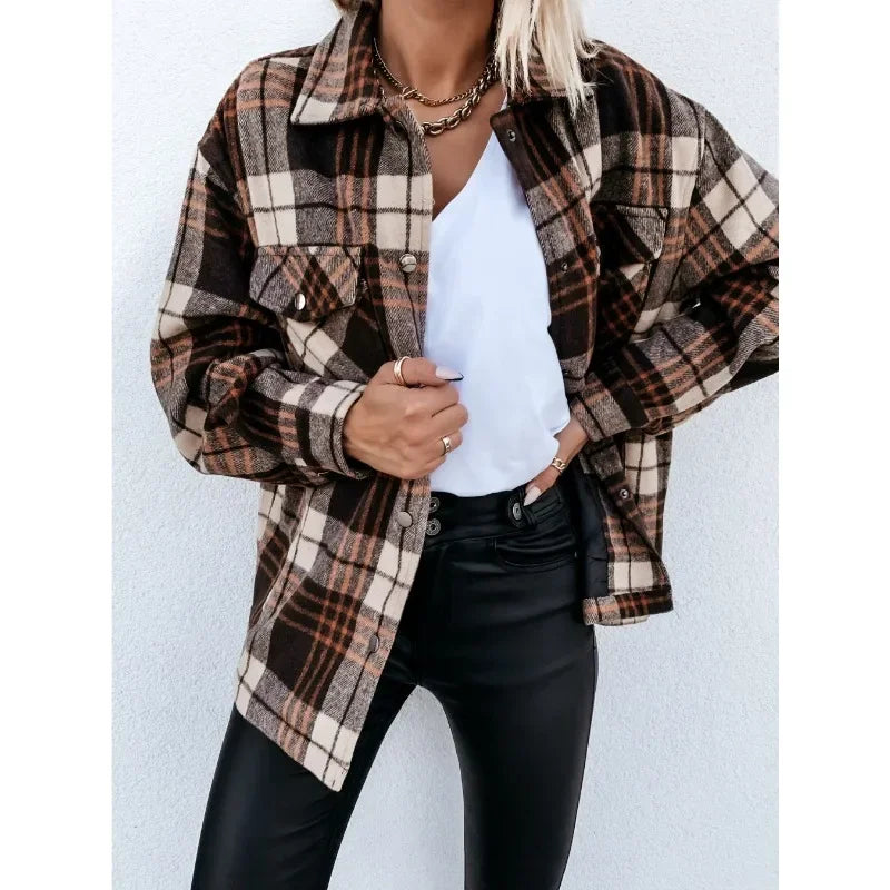 Women’s Retro Plaid Shacket – Oversized Flannel Shirt Jacket with Pockets for Autumn & Winter