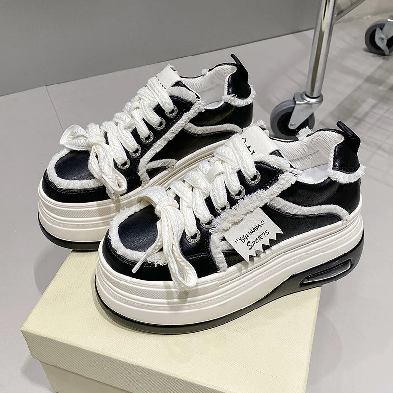 Fashion Chunky Sneakers Women Autumn Lace Up Platform Sports Shoes 8CM Thick Bottom High Heels Female Leather Sneakers Woman