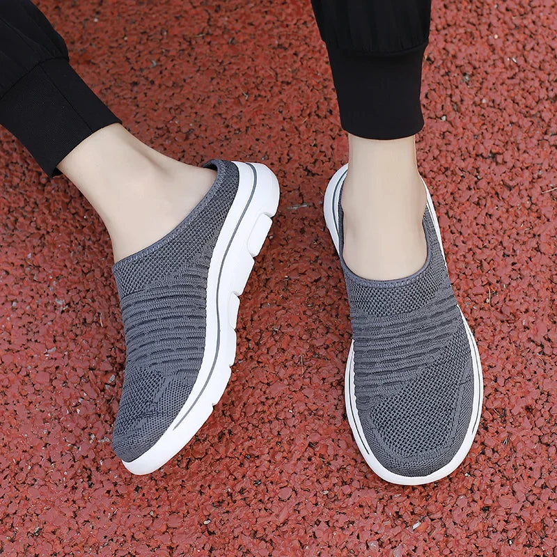 Men Slippers Summer Breathable Home Indoor Slippers Men Thick Bottom Slides Fashion Couple Walking Shoes Plus Size 39-48