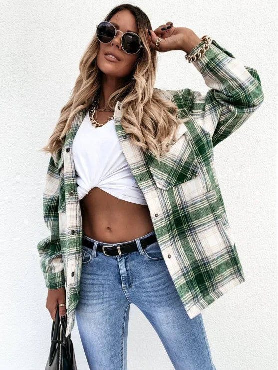 Women’s Retro Plaid Shacket – Oversized Flannel Shirt Jacket with Pockets for Autumn & Winter