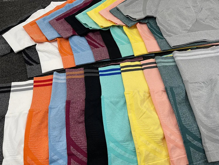 Seamless Yoga Sets Sports Fitness Peach Hip-lifting Shorts Beauty Back Short-Sleeved Suits Workout Gym Leggings Set for Women