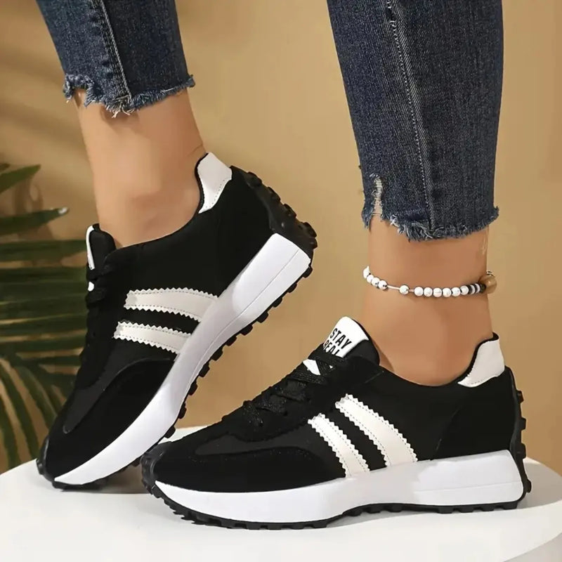 New 2025 Women Chunky Sneakers Platform Casual Fashionable Sneakers Lightweight Soft Bottom Running Shoes Summer Mesh Sneakers