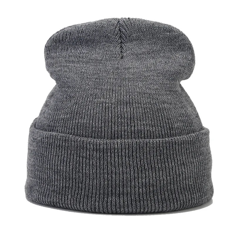 Tatiana Haven Unisex Knitted Beanie – Simple Solid Color Autumn & Winter Hat for Men and Women